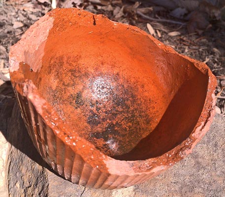 Turpentine Pot